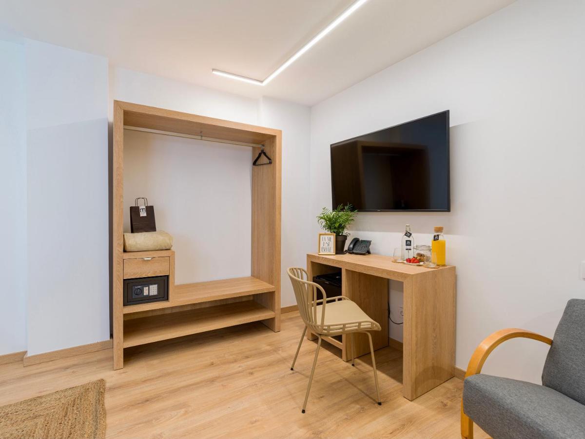 Emete & Coworking By Airnest Hotel