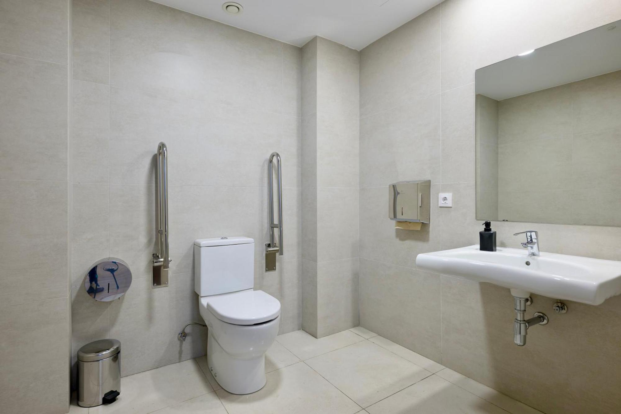 Hotel Emete & Coworking By Airnest 3*