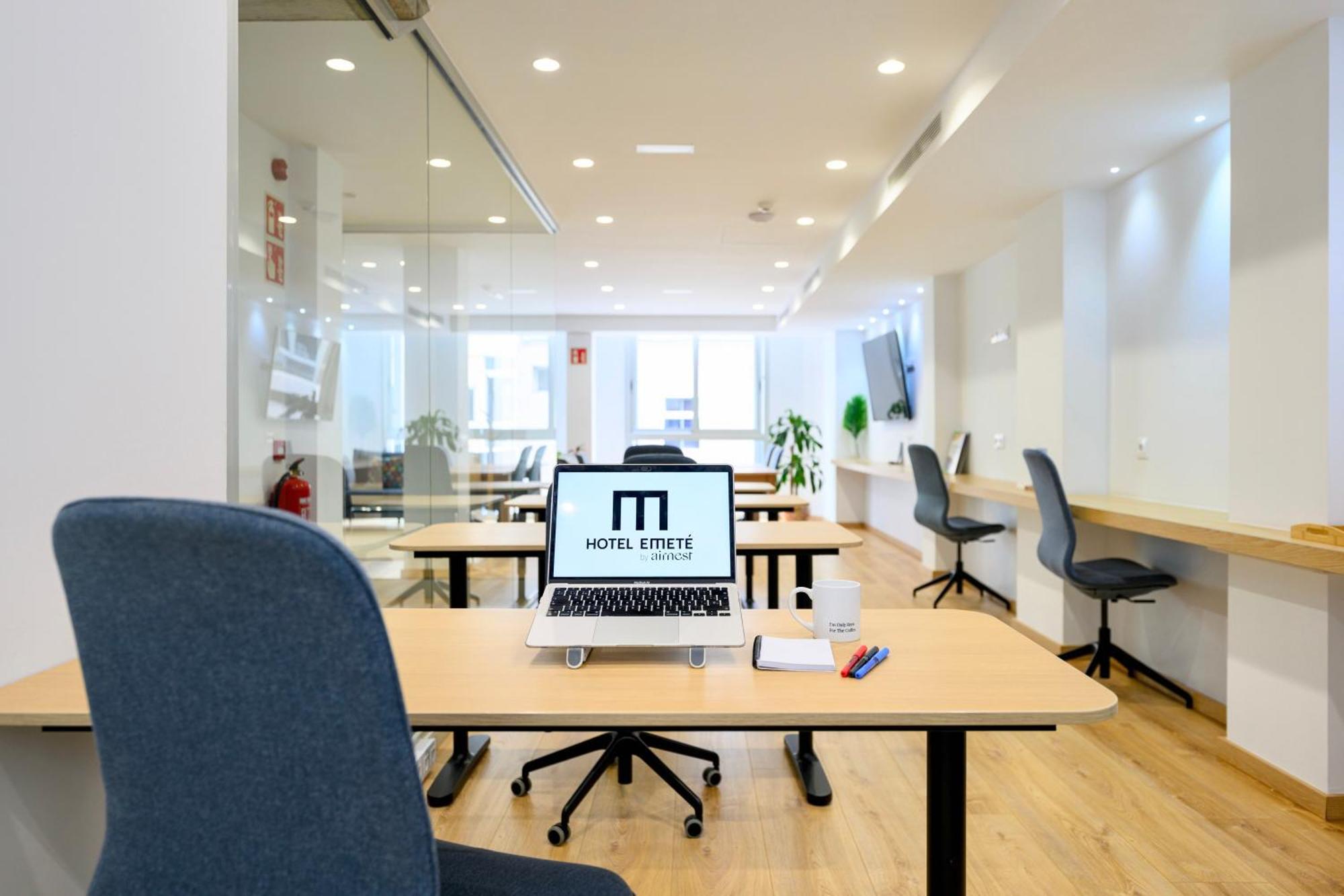 Emete & Coworking By Airnest Hotel Las Palmas / Gran Canaria